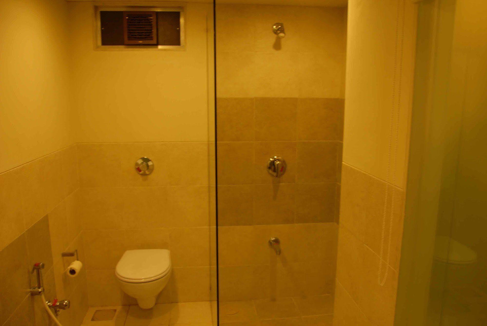 Silver Sands Beach Resort Daman Ngoại thất bức ảnh